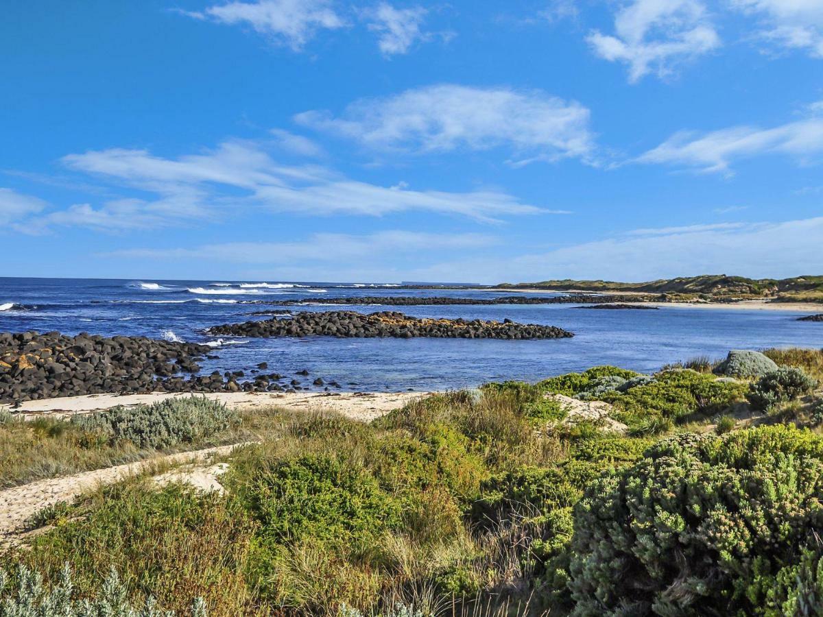 Hearn'S Beachside Villa 2 Port Fairy Esterno foto